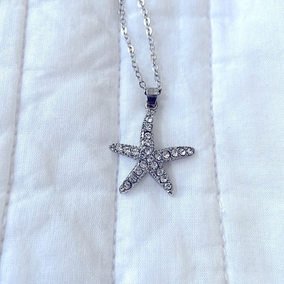 Crystal rhinestone Diamond STARFISH necklace charm pendant - Picture 2 of 10